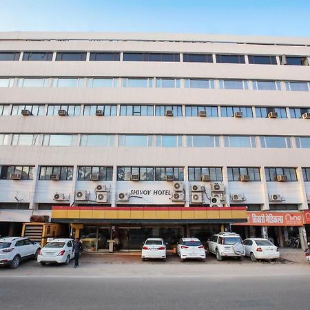 Shivoy Hotel Gorakhpur Exterior foto